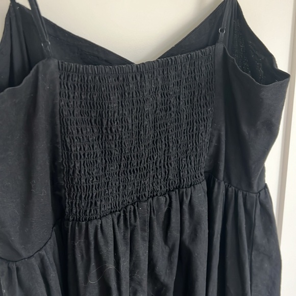 🪅H&M black linen sundress L smocked back spaghetti strap fully lined - Picture 6 of 7